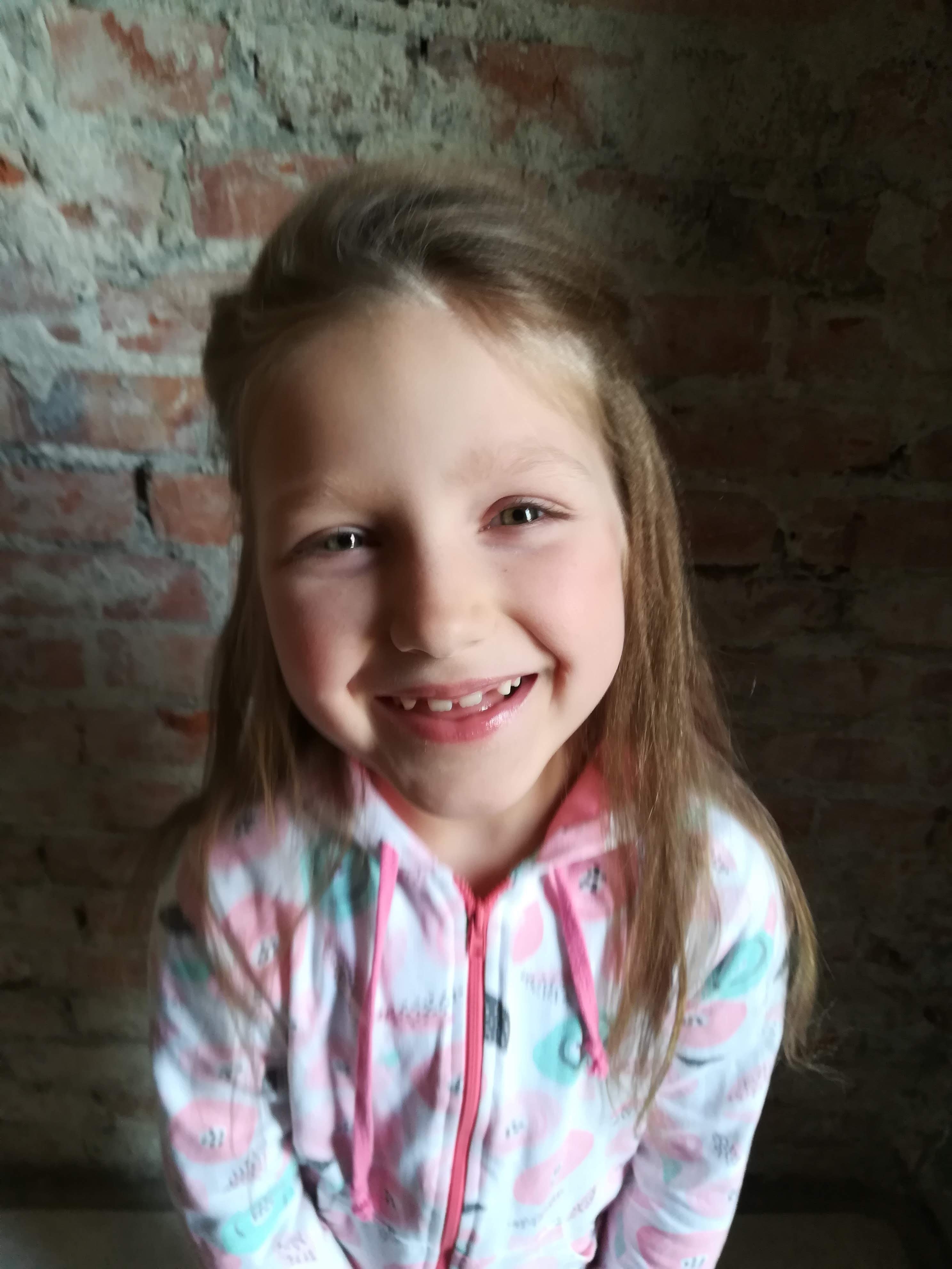 Обложка песни Где живут улыбки