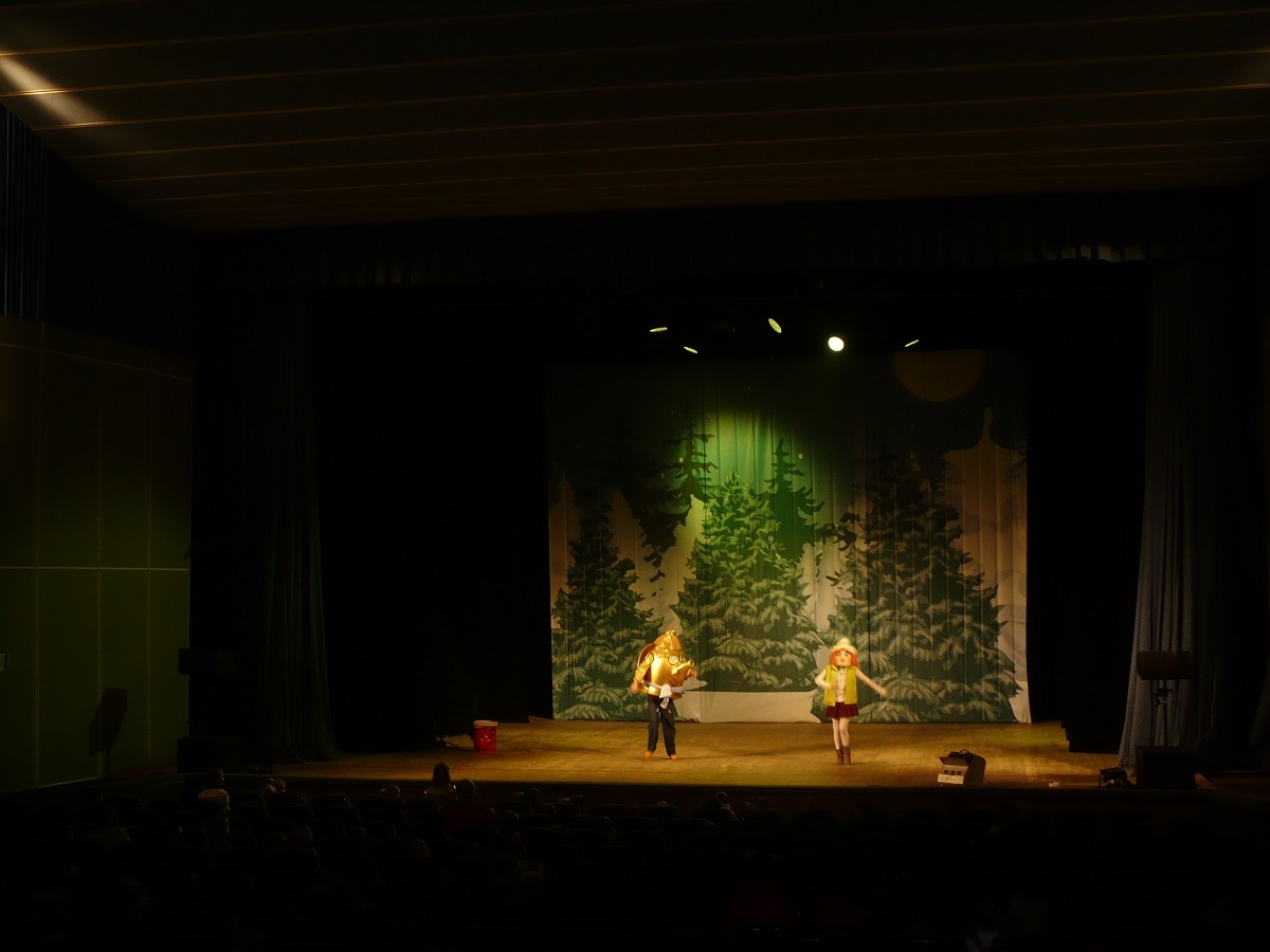 27 декабря 2013 &ndash; 6 января 2014 &ndash; Ёлка Детского радио: Новогодние приключения Веснушки и Кипятоши в Самаре, Челябинске, Тольятти и Казани