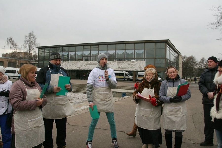 2 марта 2014 &ndash; Конкурс блинов &laquo;Испекла, так испекла&raquo;