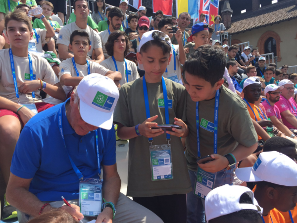 Глобальный посол Международной детской социальной программы ПАО «Газпром»  «Футбол для дружбы» Франц Беккенбауэр поделится мастерством с Юными участниками со всего мира в Мадриде