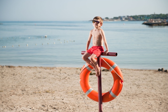 Безопасность детей при купании: правила, советы и оказание первой помощи