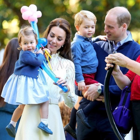 Принц Уильям и Кейт Миддлтон выбрали подарки детям на Рождество