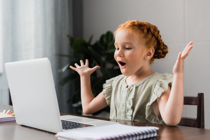 Дети в интернете: Как обезопасить ребёнка от угроз в Сети?