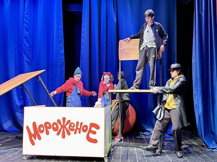 В Московском театре иллюзии можно попасть на &laquo;Праздник непослушания&raquo;