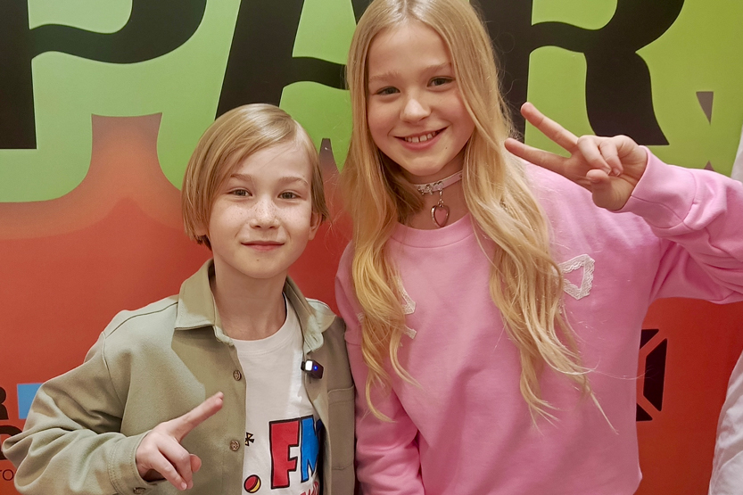 Танцевальная вечеринка юных блогеров